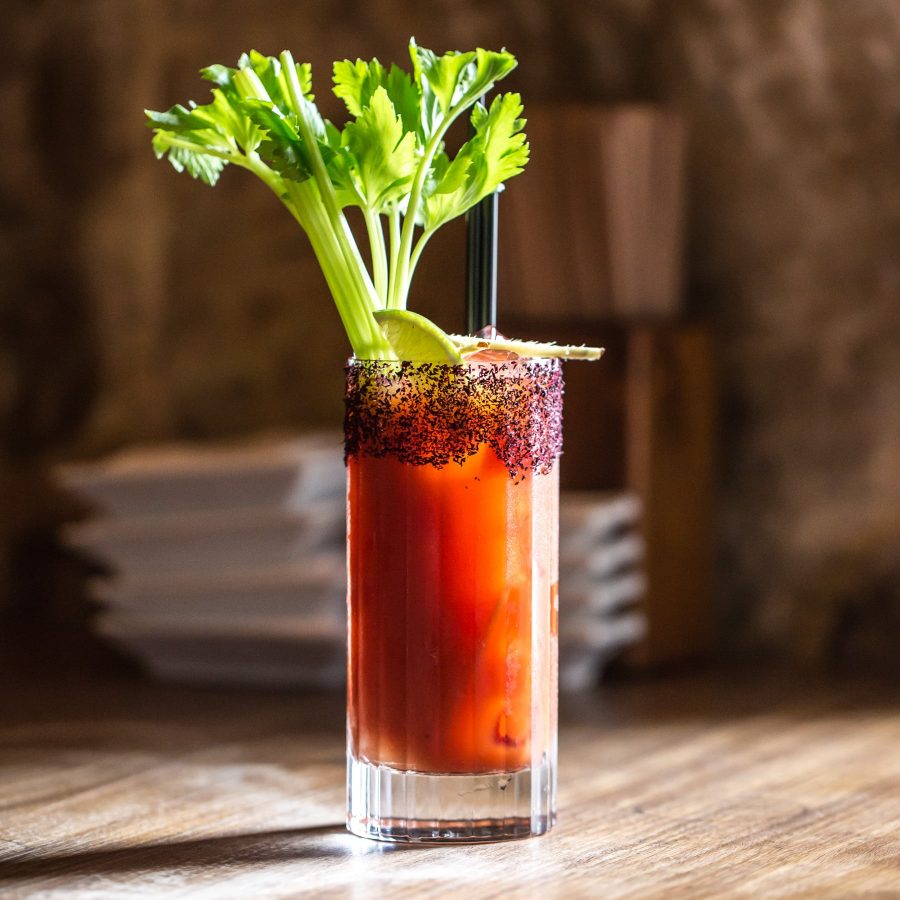 Bloody Mary Hist ria Receita E Como Fazer Drinklandia Bartenders